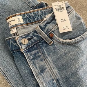 Abercrombie jeans - NEW!  Size 4